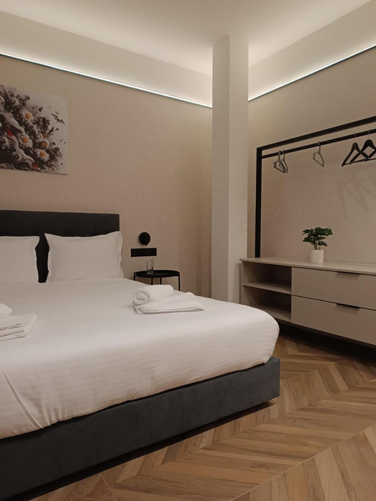 M Star Rooms, Private Parking, Sofia Top Center Exteriör bild